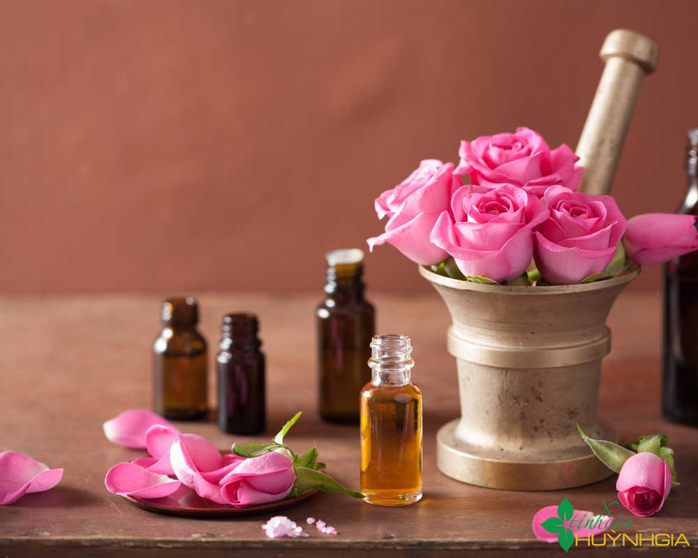 tác dụng của tinh dầu hoa hồng nguyên chất